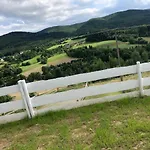 Ferienhaus Koperkowy Raj Beskid Wyspowy Malopolska Jacuzzi Playroom *