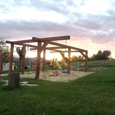 Koperkowy Raj Beskid Wyspowy Malopolska Jacuzzi Playroom Casa de Férias
