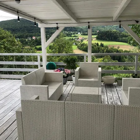 Koperkowy Raj Beskid Wyspowy Malopolska Jacuzzi Playroom Casa de Férias *