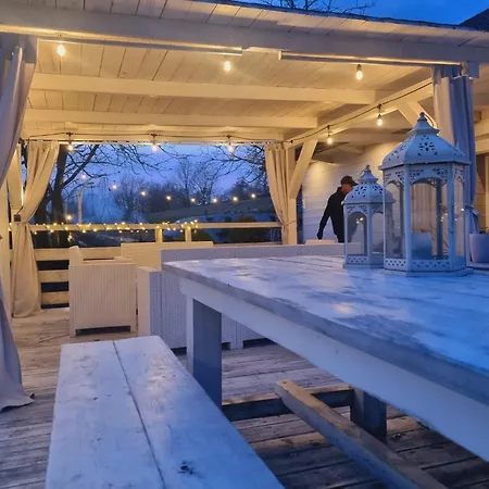 Koperkowy Raj Beskid Wyspowy Malopolska Jacuzzi Playroom *