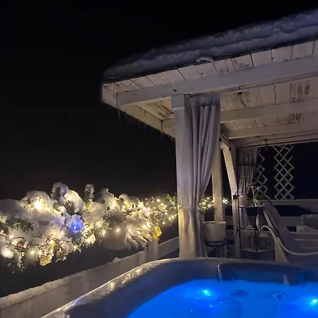 Koperkowy Raj Beskid Wyspowy Malopolska Jacuzzi Playroom Casa de Férias Laskowa (Limanowa)