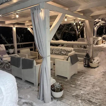 Сasa de vacaciones Koperkowy Raj Beskid Wyspowy Malopolska Jacuzzi Playroom Laskowa (Limanowa)