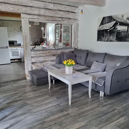 Koperkowy Raj Beskid Wyspowy Malopolska Jacuzzi Playroom Casa de Férias *